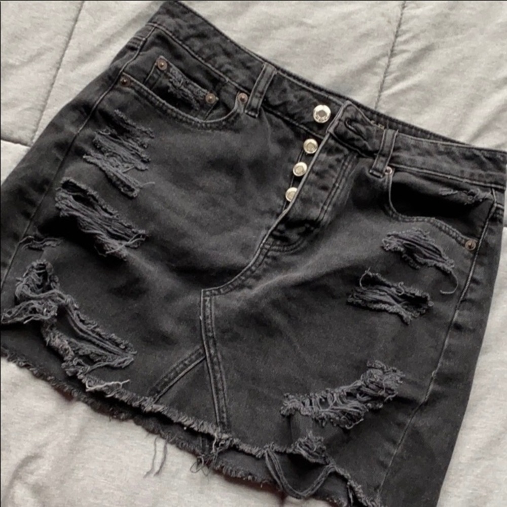 SOLD American Eagle Distressed Black Denim Mini Sk